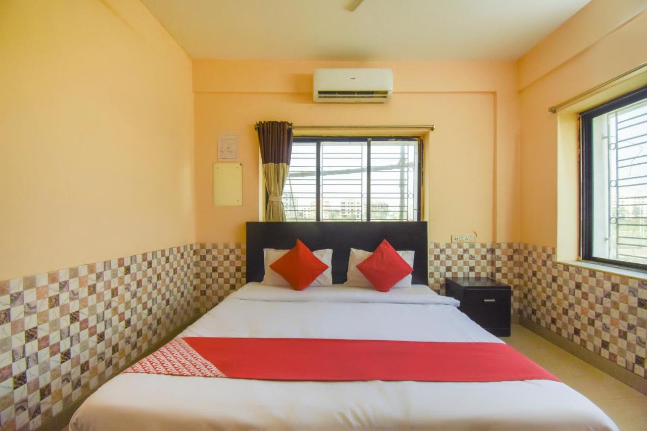 Oyo Flagship 72260 Seema International Hotel Gauripur Ngoại thất bức ảnh