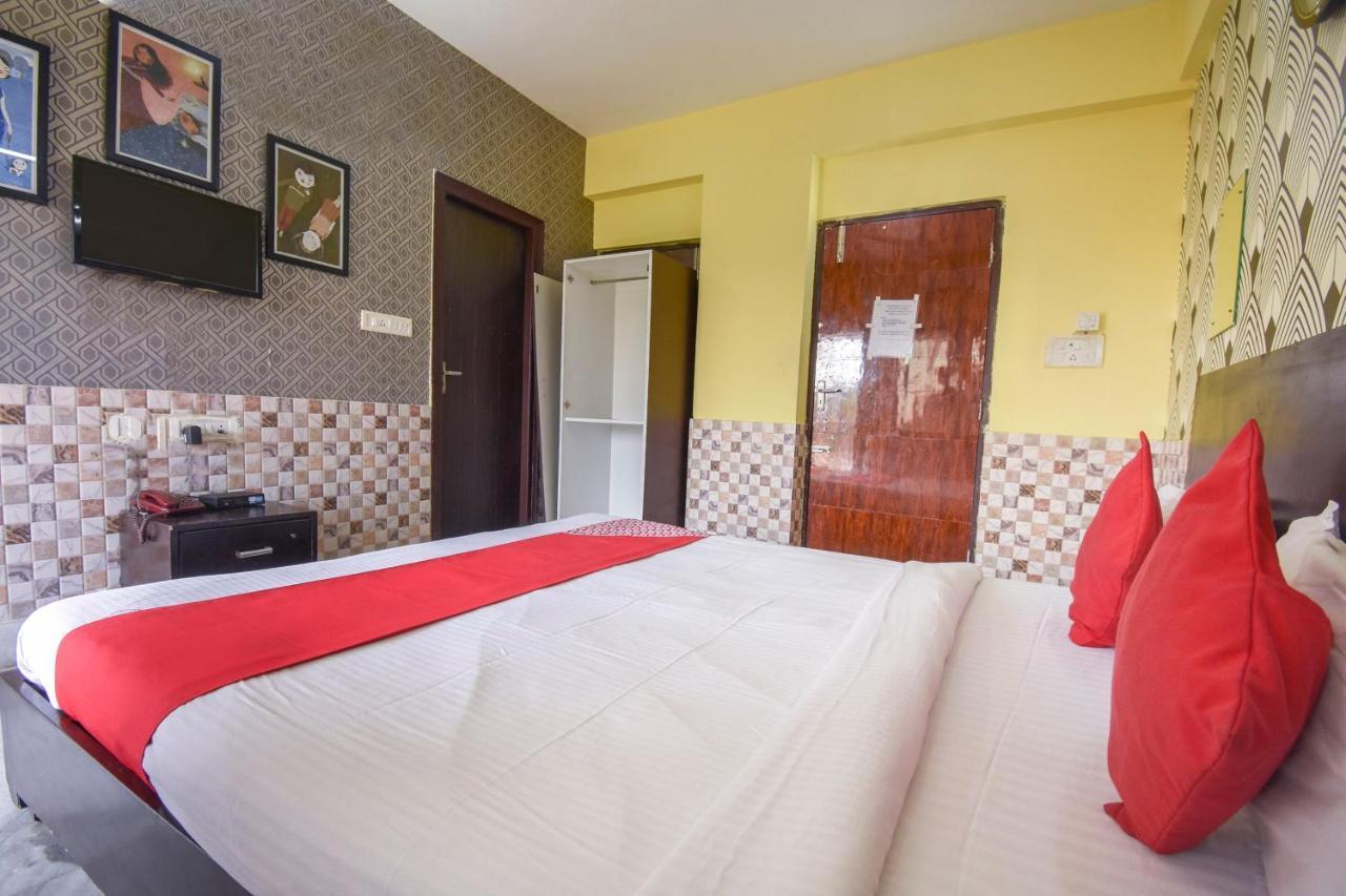 Oyo Flagship 72260 Seema International Hotel Gauripur Ngoại thất bức ảnh
