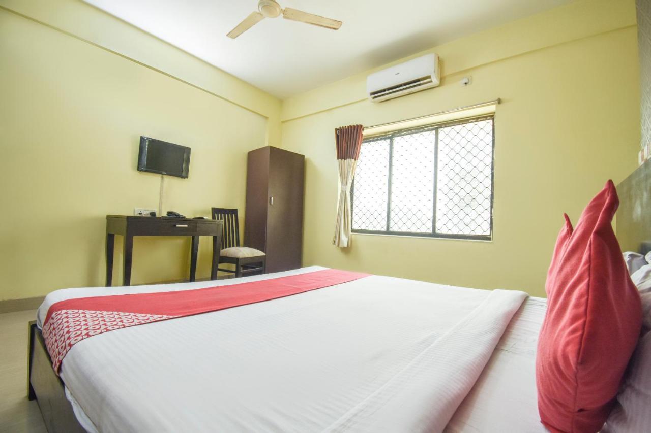 Oyo Flagship 72260 Seema International Hotel Gauripur Ngoại thất bức ảnh